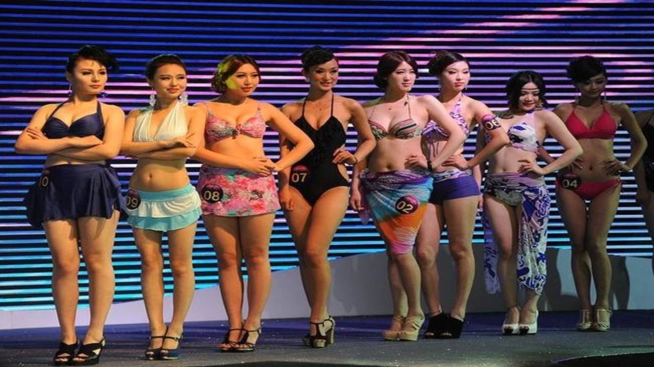 international breast model contest - Times of India