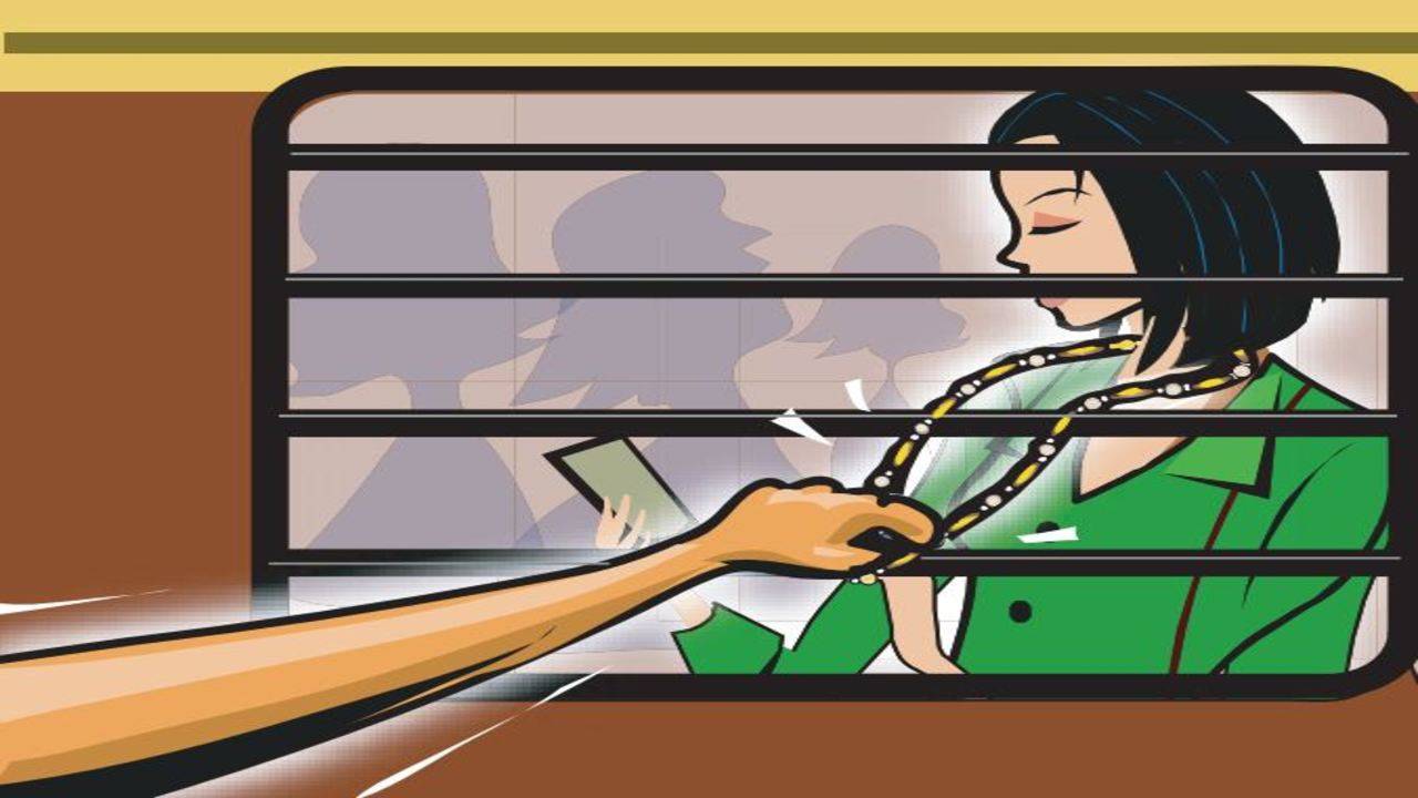 Another train to Chennai hit, 4th robbery in 3 days | Coimbatore News -  Times of India