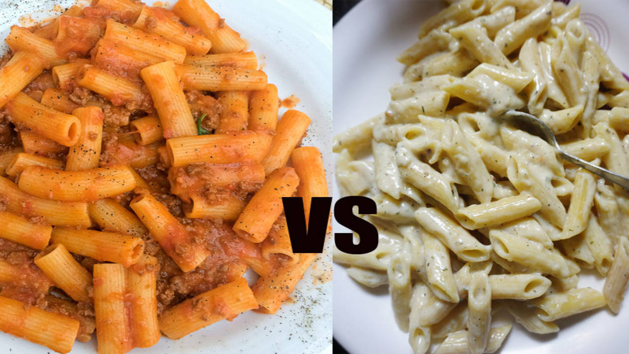 Red Sauce Pasta Vs White Sauce Pasta: Which has LESSER calories? | The  Times of India