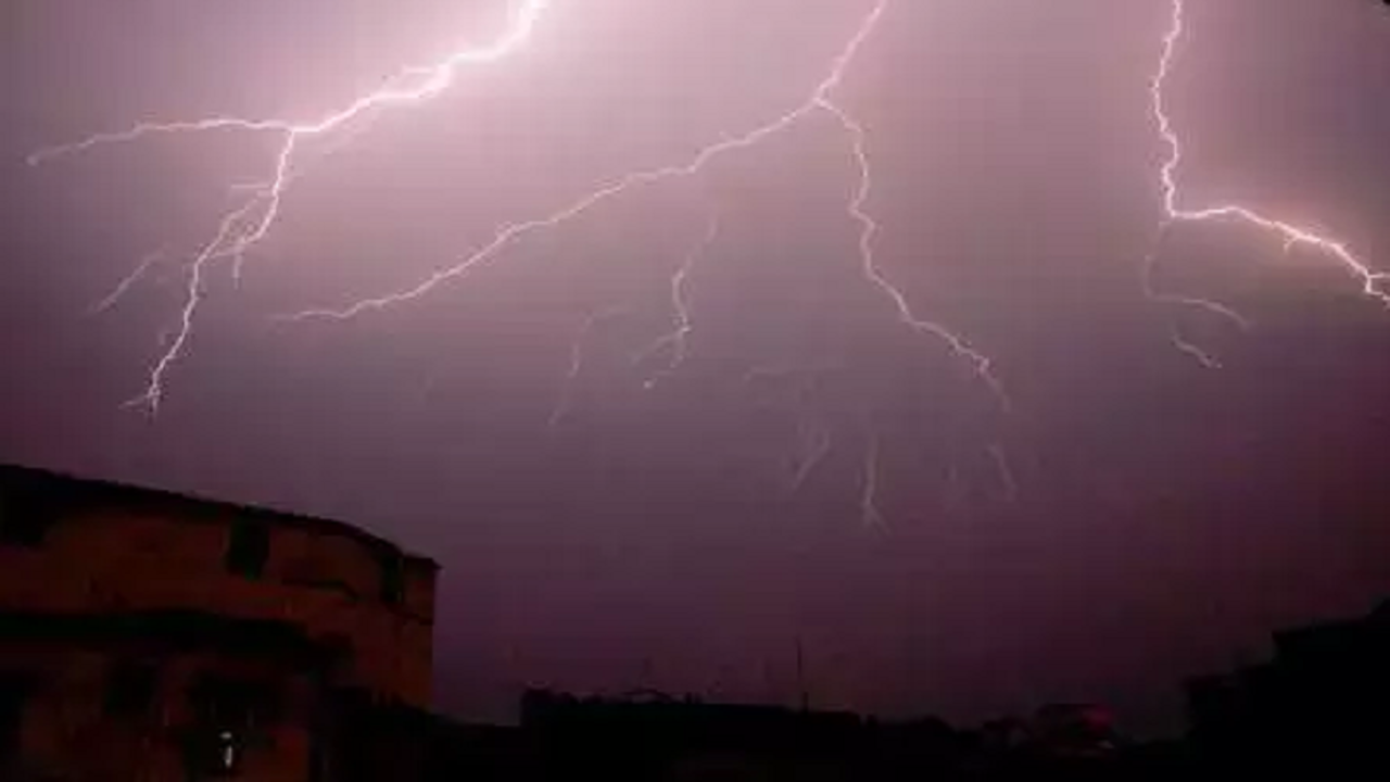 This App Will Warn Users On Lightning Strikes 45 Minutes In Advance |  Bengaluru News - Times Of India