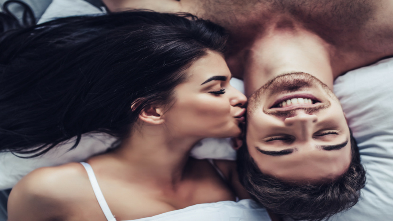 Study: This is how people who watch porn behave differently in a  relationship