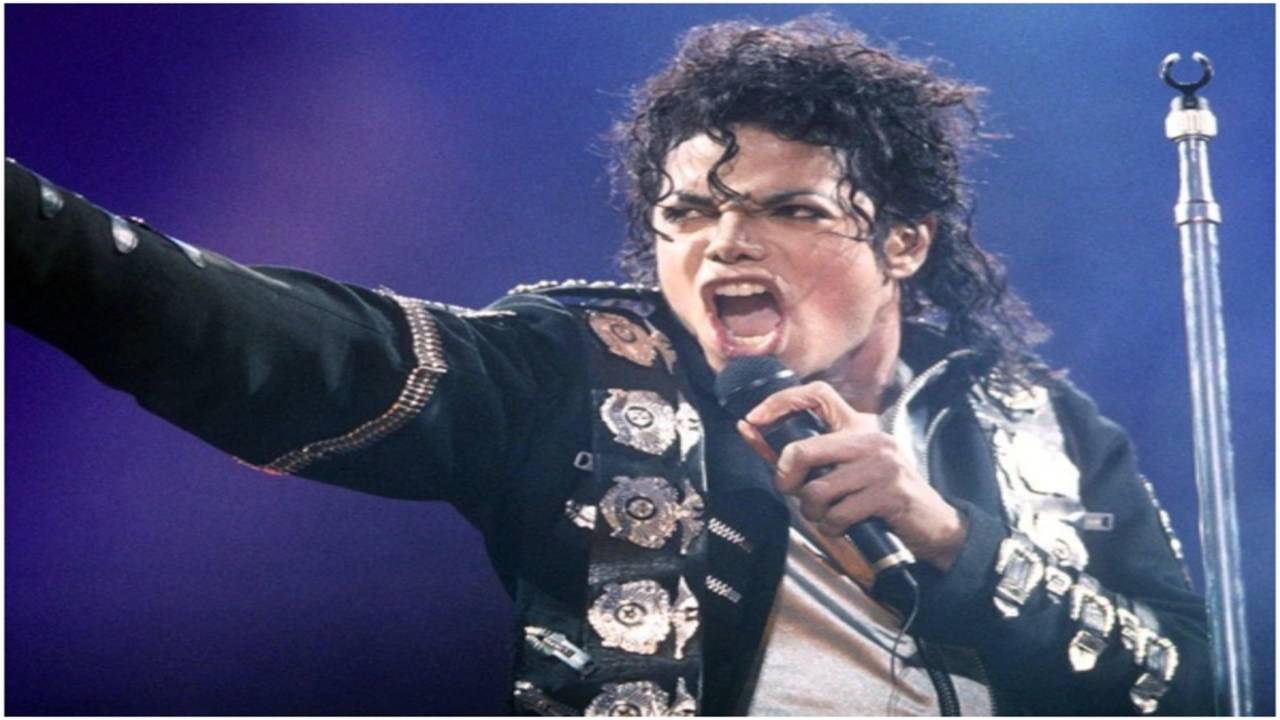 8 Ways Michael Jackson Inspires Fashion Today