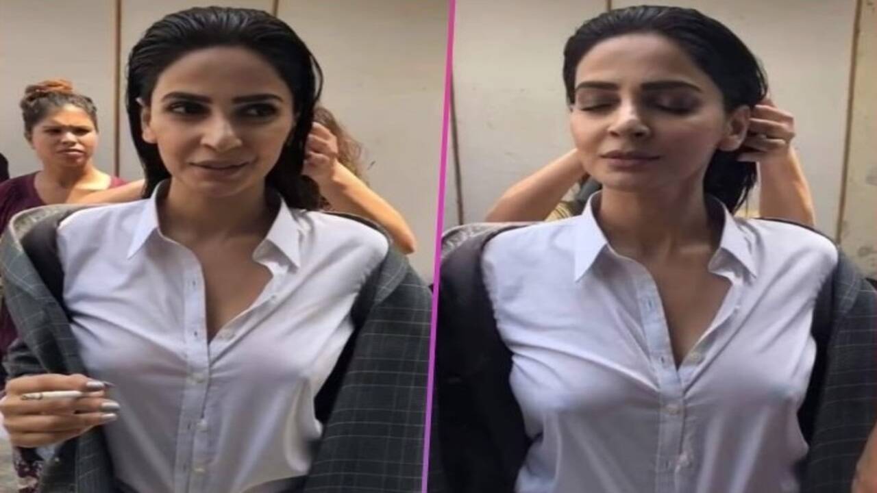 Trolling Saba Qamar over her leaked private photos is disgusting | Hindi  Movie News - Times of India