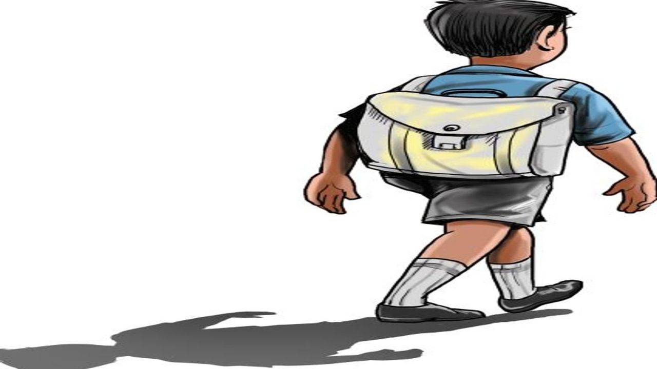 HRD ministry asks schools to reduce weight of kids' bags | Bhopal News -  Times of India