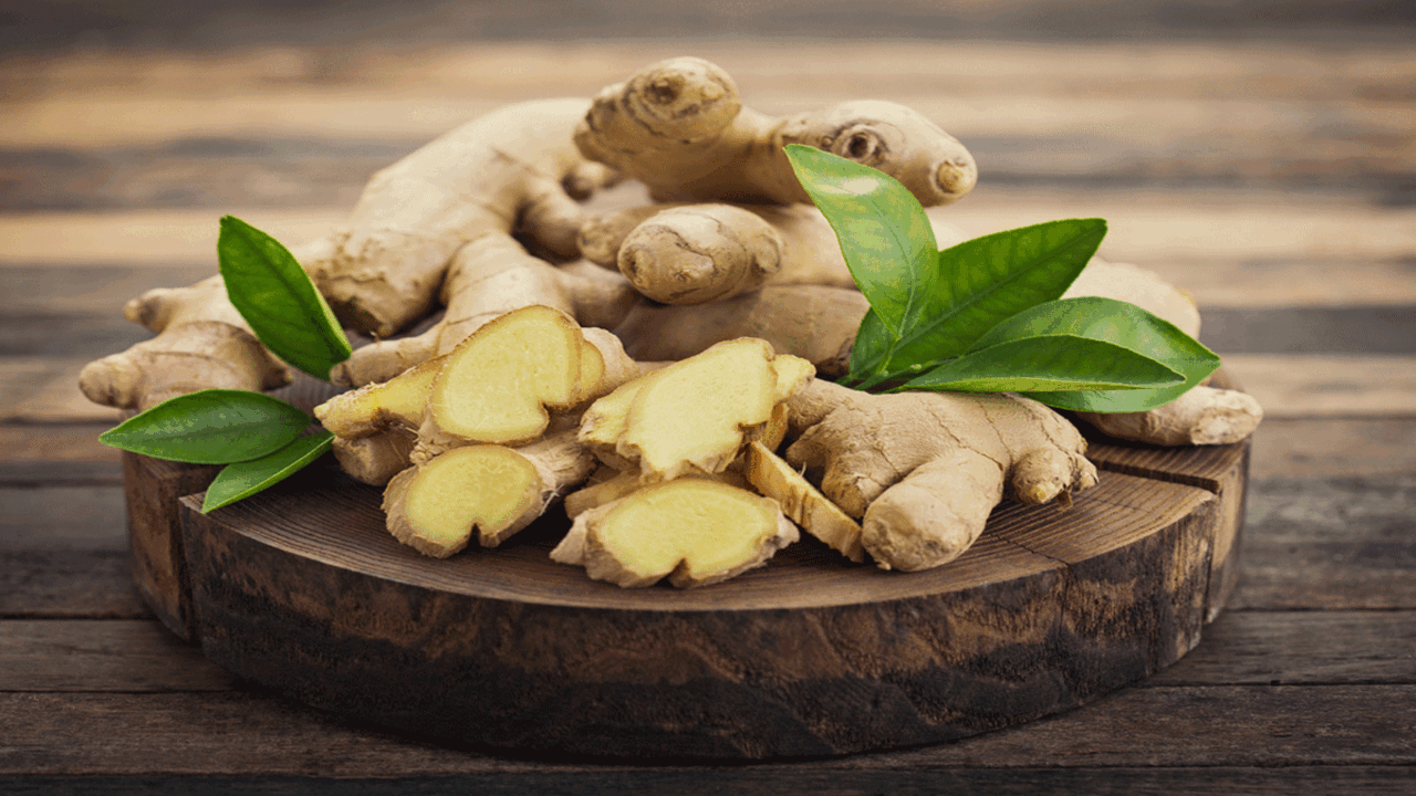 Benefits Of Ginger: इम्यूनिटी बढ़ाने और सूजन कम करने का प्राकृतिक उपाय... 2 Ginger Health Benefits: Ways ginger can help you stay healthy