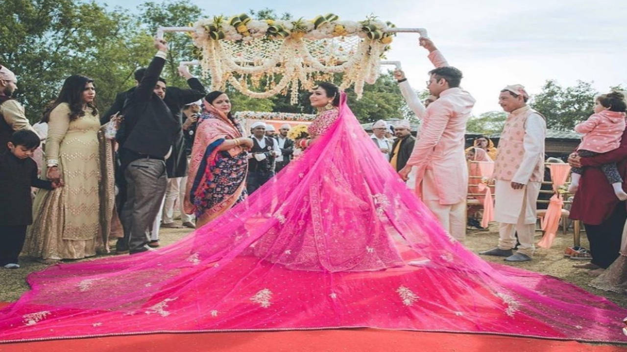 Neha Kakkar Wore This Stunning Pink Sabyasachi Lehenga For Her Wedding