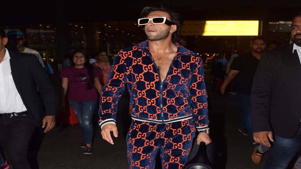 Zoom TV - Only Ranveer Singh can ace the pink track suit