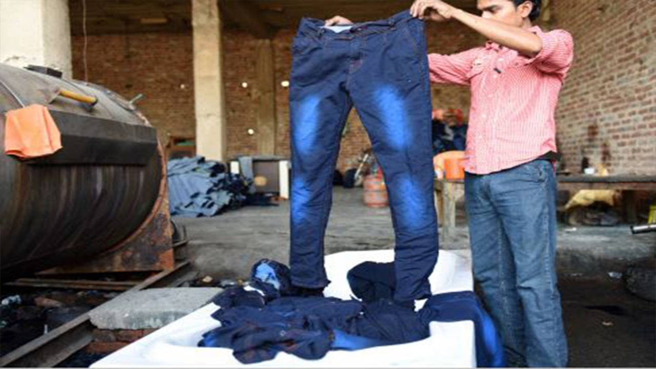Faded Denim Jeans, Blue, Age Group: 18-80 at Rs 600/piece in Hyderabad |  ID: 23245954391