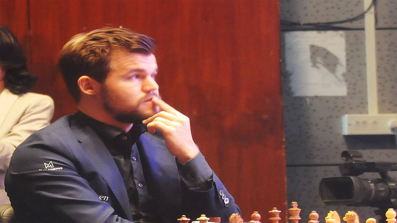 Chess Legends Round 2: Carlsen, Gelfand and Svidler lead