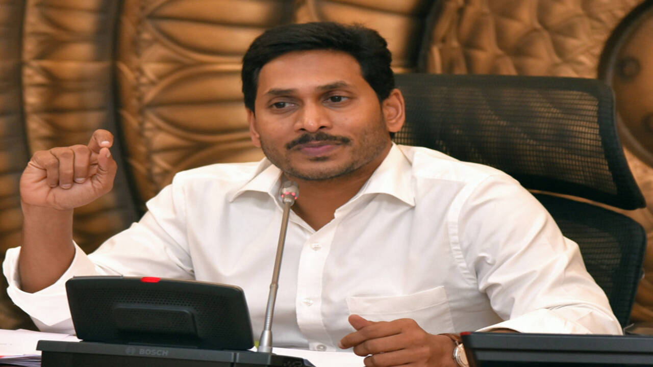 Andhra high court orders CBI probe over Anti-judiciary remarks ...