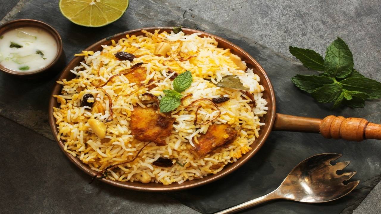 Avoid these common mistakes while making Biryani for that restaurant like taste The Times of India photo pic picture