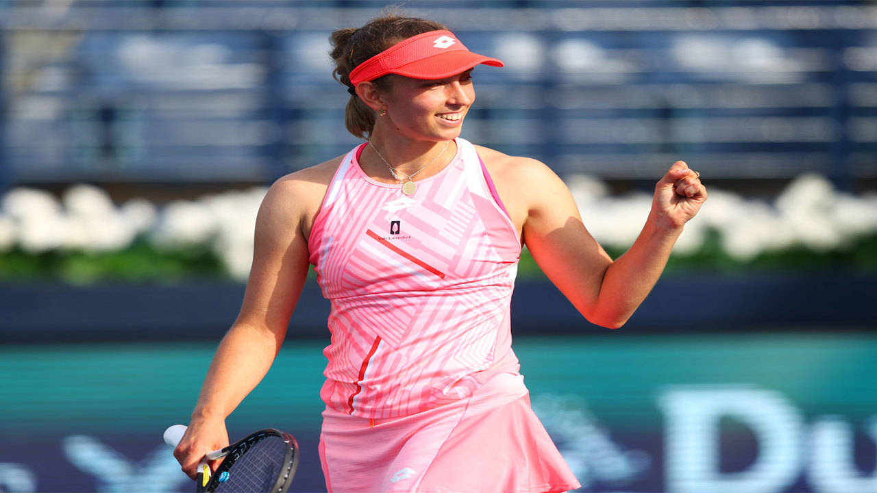 Muguruza passes Mertens test to move into Dubai final