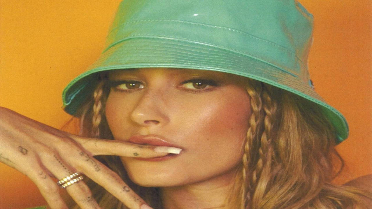 Thanks to Seemingly Every Celebrity, the Bucket Hat Has Made Yet Another  Comeback