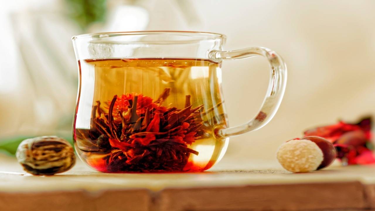 Explore the benefits of having these 4 flower infusions