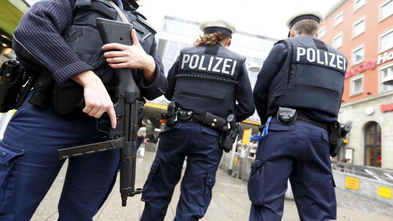 German police raids tied to money laundering, crime gangs - Times of India