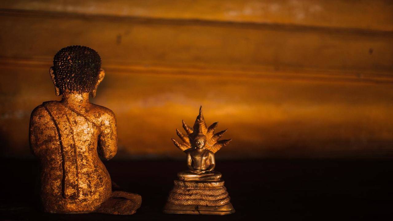 Brass Vitarka Mudra Indian Buddha Statue Seated in Full Lotus Pose on  Circular Base 23