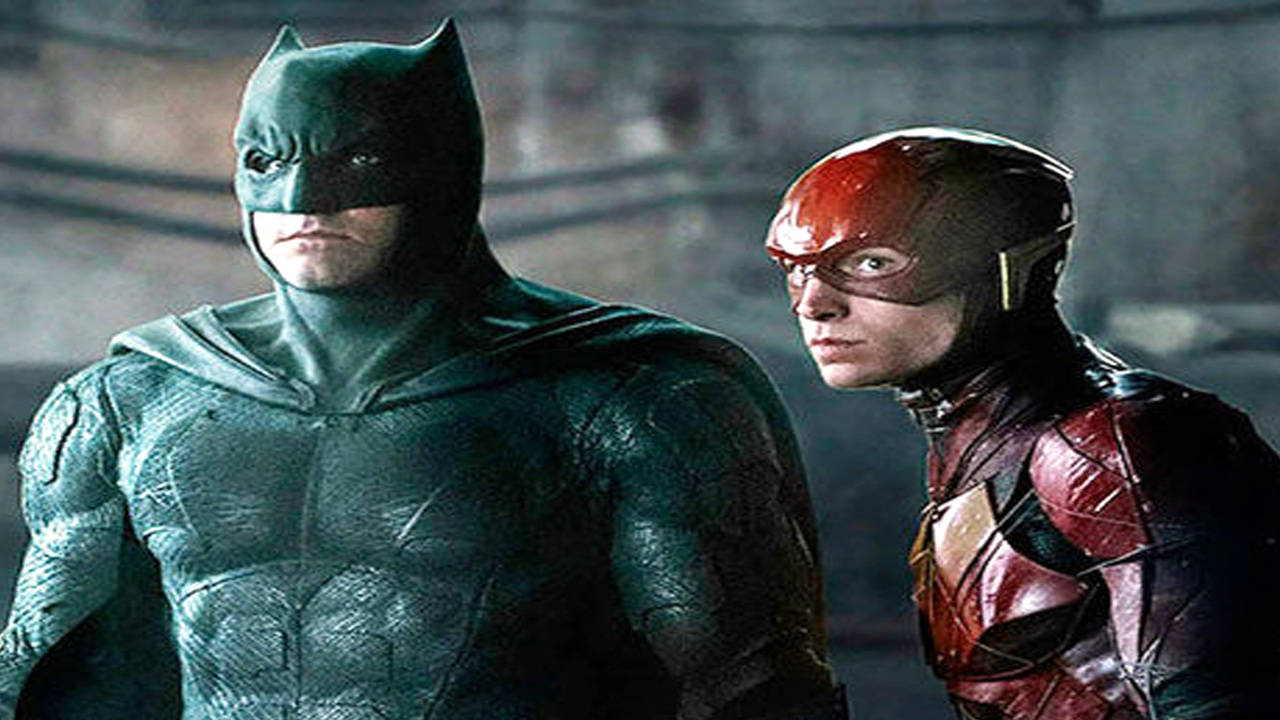 The Flash Movie: Ben Affleck's Batman debuts new suit and Batcycle on  Glasgow sets - WATCH - Times of India