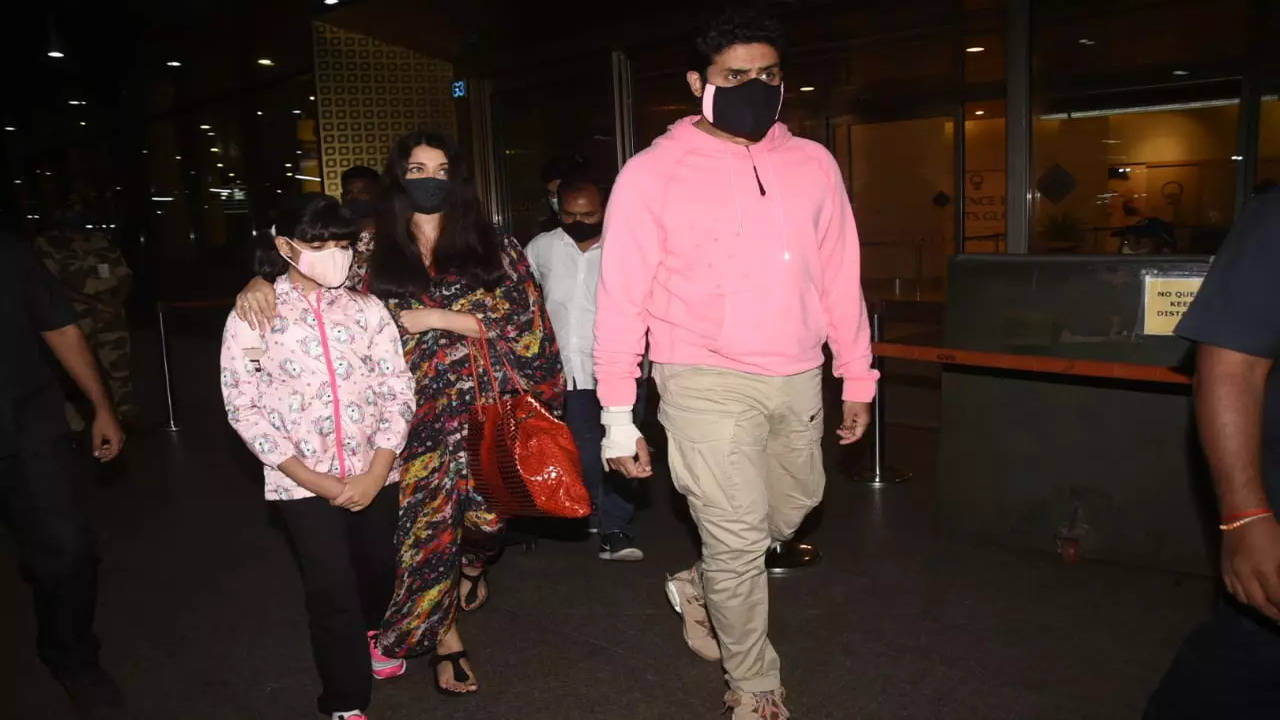 Aishwarya Rai Bachchan pairs her airport look with Rs 2.2 lakh bag