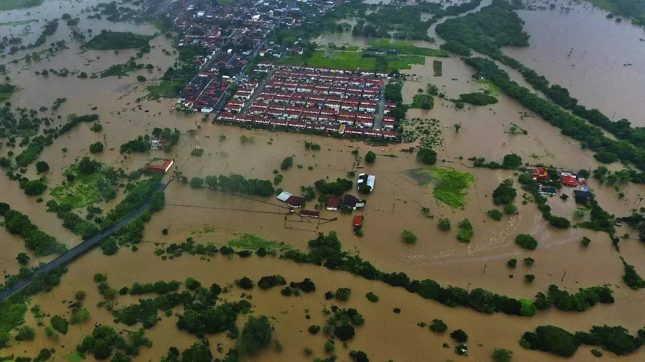 21 dead due to severe flooding in Bahia state of Brazil : Peoples Dispatch