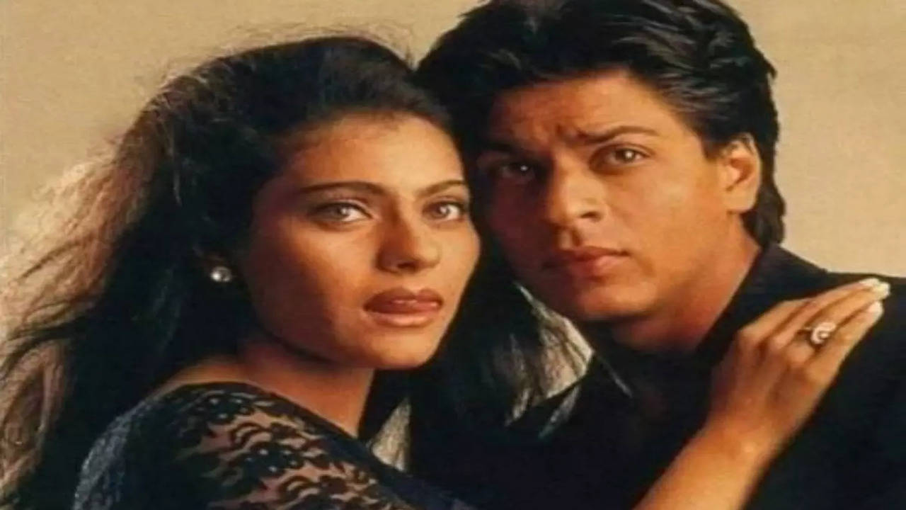 Friendship goals we can learn from Kajol and SRK | The Times of India