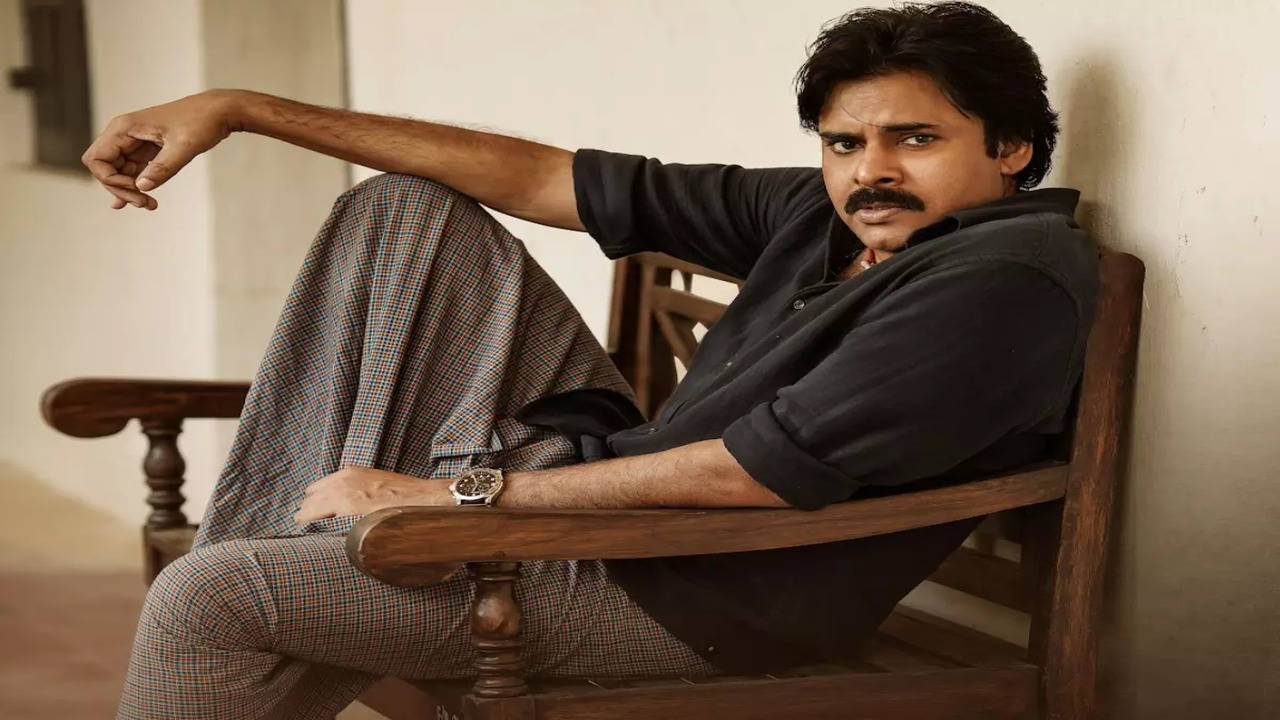 Agnyaathavaasi leaked online: Full movie download likely to affect PSPK25  collection at box office - IBTimes India