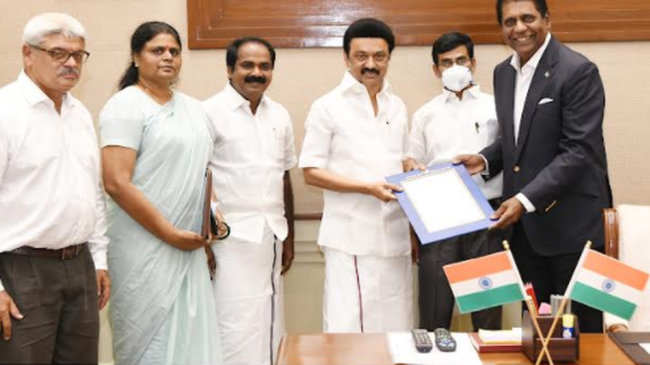 AICF, Tamil Nadu Government sign memorandum of understanding for 44th Chess  Olympiad