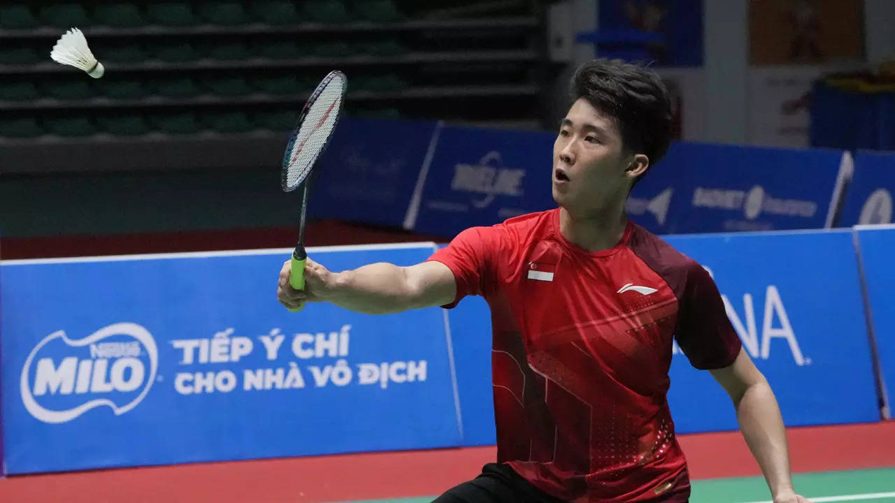 Badminton world champion Loh Kean Yew stunned in SEA Games final Badminton News