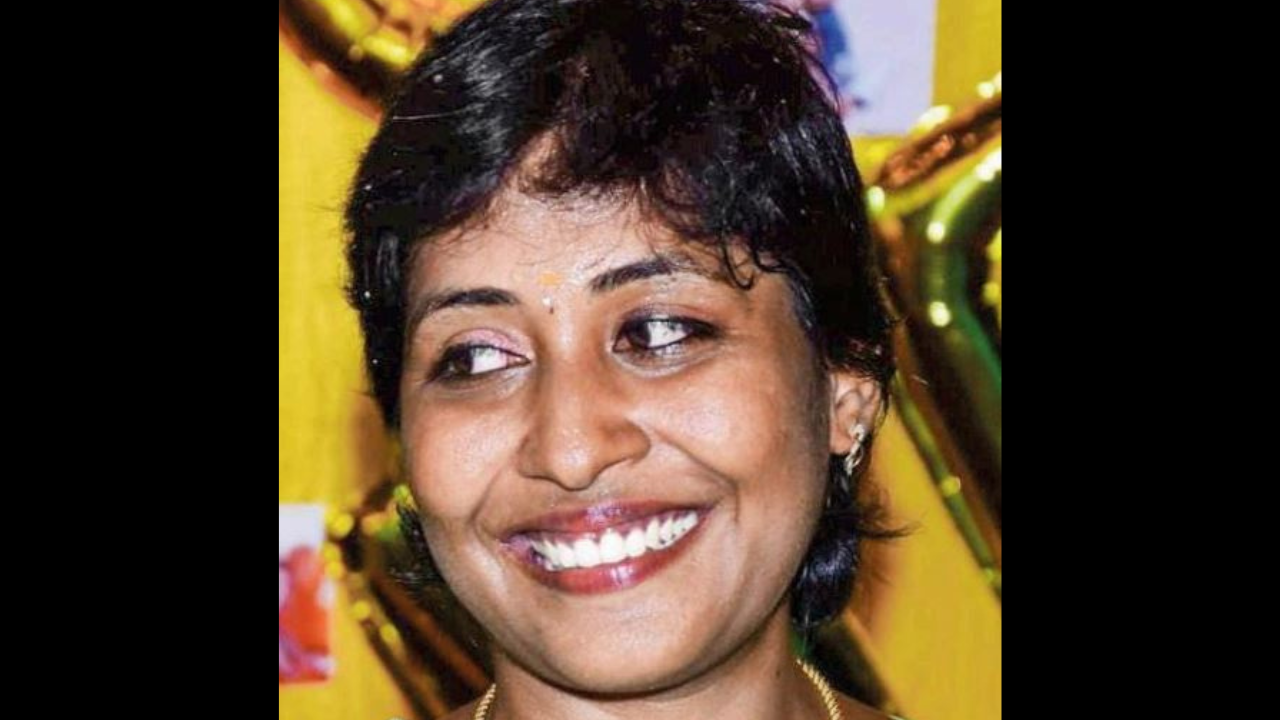 Woman Kills Self After Losing Lakhs In Online Rummy | Chennai News - Times  of India