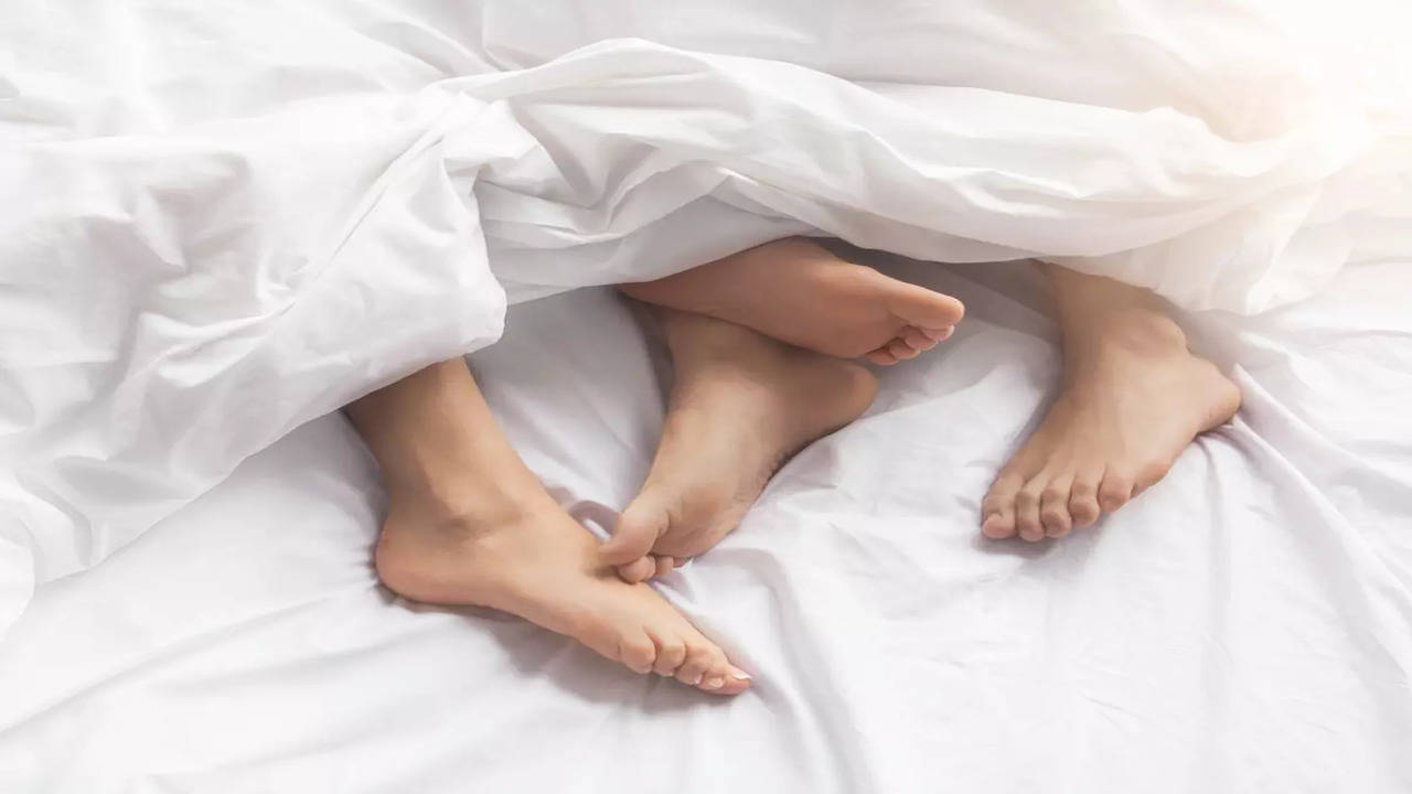 5 non-penetrative sex positions you will love | The Times of India