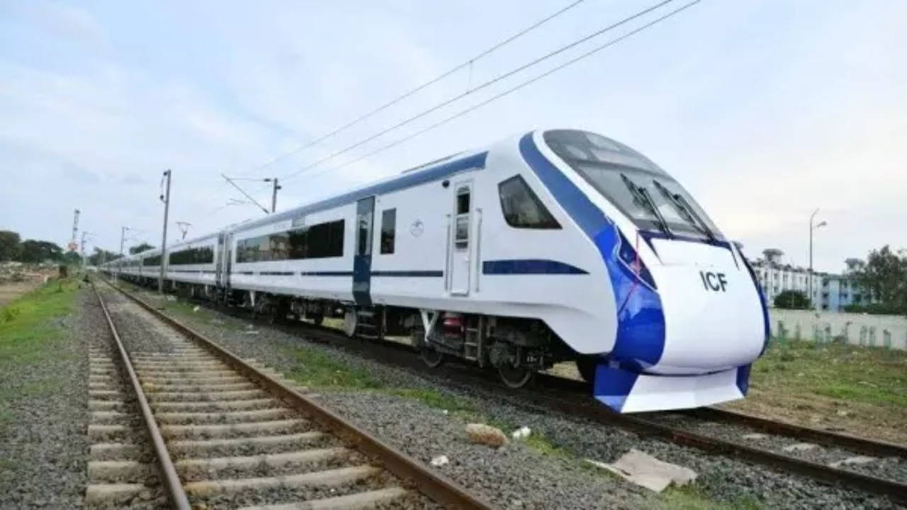 Vande Bharat Train: With Vande Bharat sleeper, Indian Railways eyes trains  better than Rajdhani Express; 20 features | India Business News - Times of  India