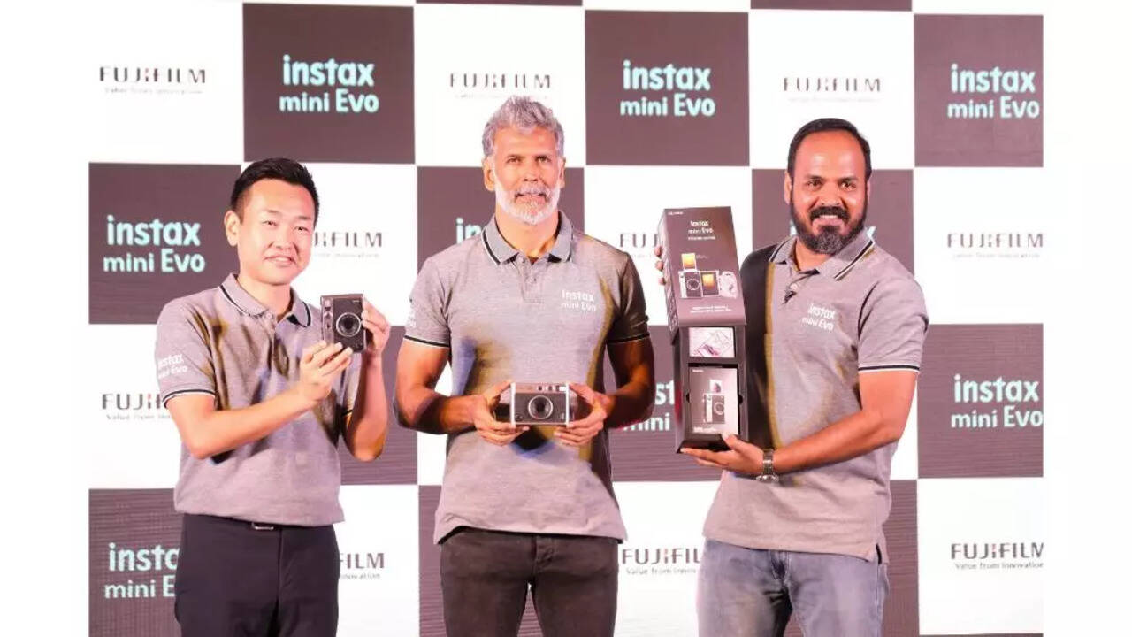 Mini Evo: Fujifilm launches Hybrid instant camera  