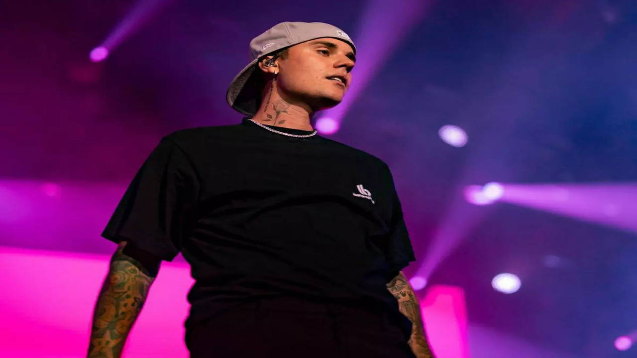 Justin Bieber Pauses World Tour Again, Citing 'Need to Rest and Get Better'  (UPDATE)