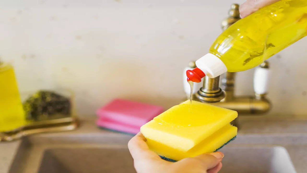 How to make chemical-free dishwashing liquid at home | The Times of India