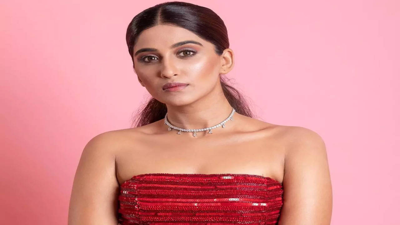 Byblomst Kompliment bande Bigg Boss 16 contestant Nimrit Kaur Ahluwalia: Here's all you need to know  about the Choti Sardarni actress - Times of India