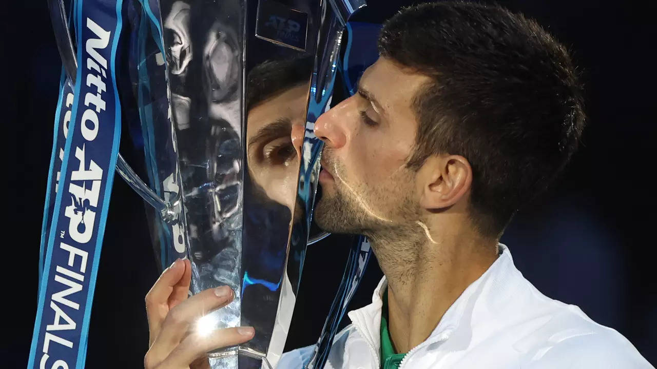 Novak Djokovic Wins Record-Tying 6th ATP Finals Title, Earns