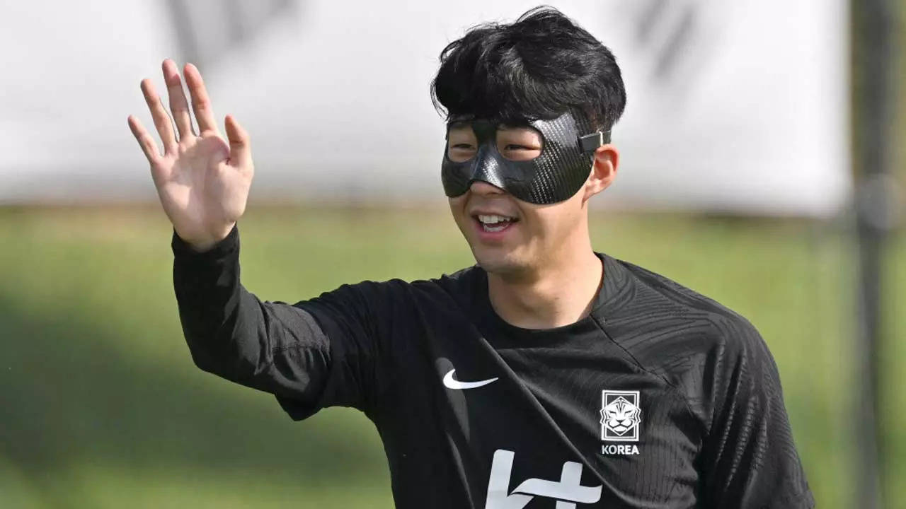 FIFA World Cup 2022: Son Heung Min, sporting a mask, starts for South Korea  vs Uruguay - India Today