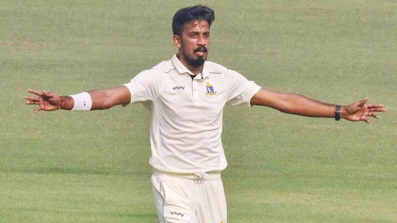 Bowlers dominate opening day of Bengal-UP Ranji Trophy match Cricket News 