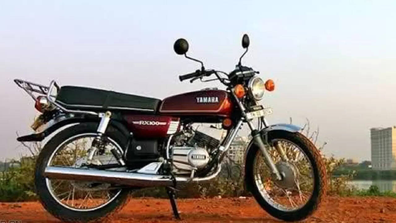 Cherry Colour Yamaha Rx 100