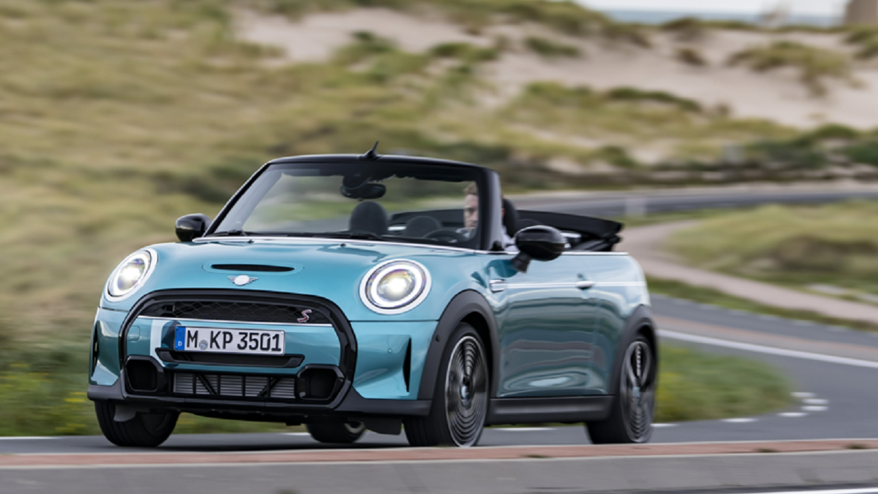 MINI Convertible Seaside Edition.