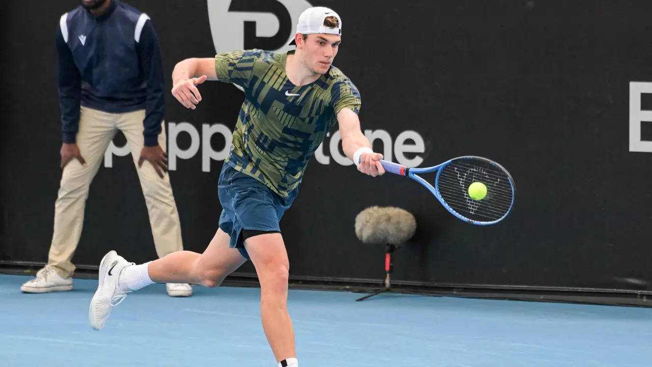 Draper stuns Khachanov to reach Adelaide semis, Norrie wins in Auckland Tennis News