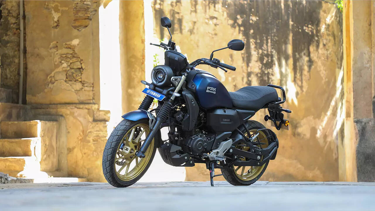 2023 Yamaha FZ-X Review: Traction control, a blessing or not? - The Times  of India
