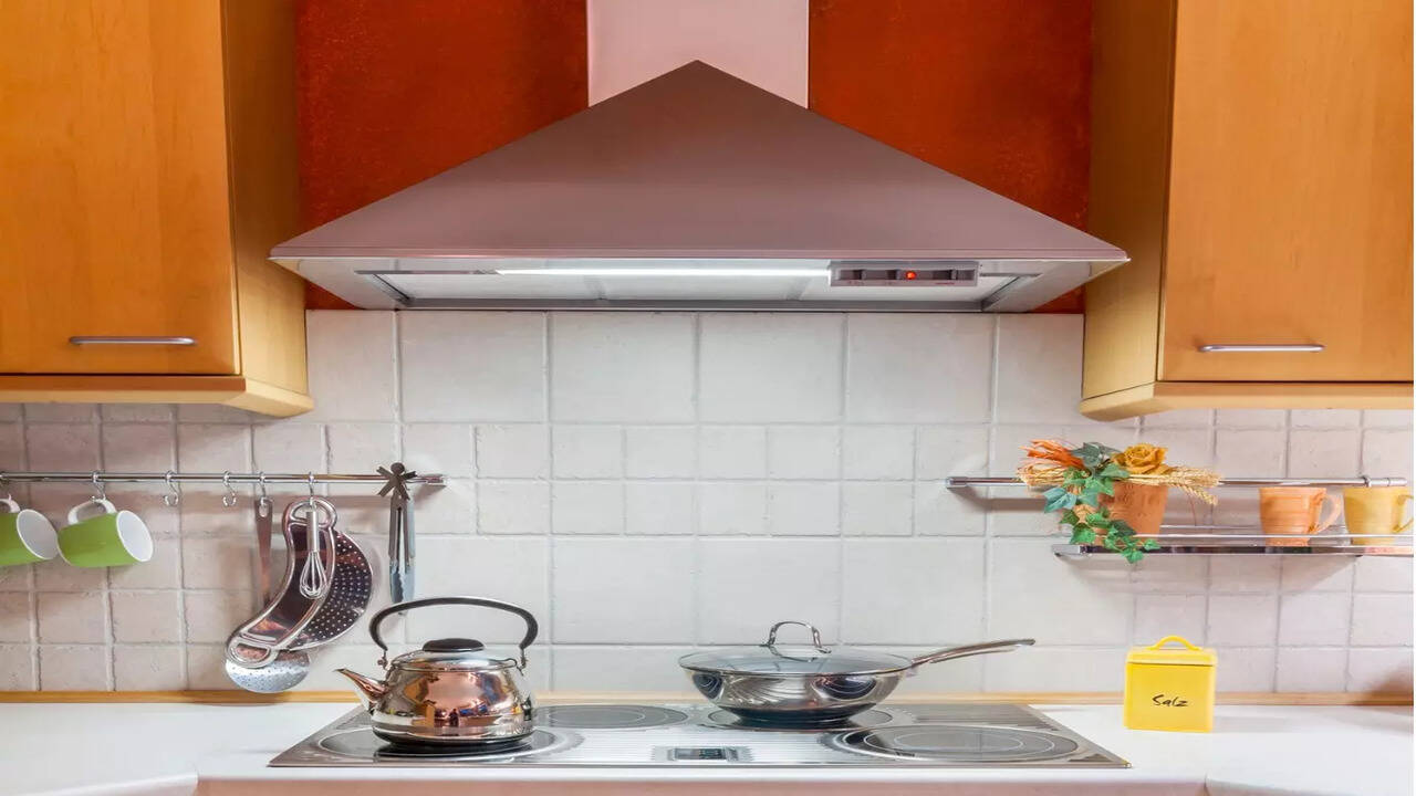 Has the kitchen chimney become sticky?  Dirty oil keeps dripping, make it shine in 10 minutes without any effort
