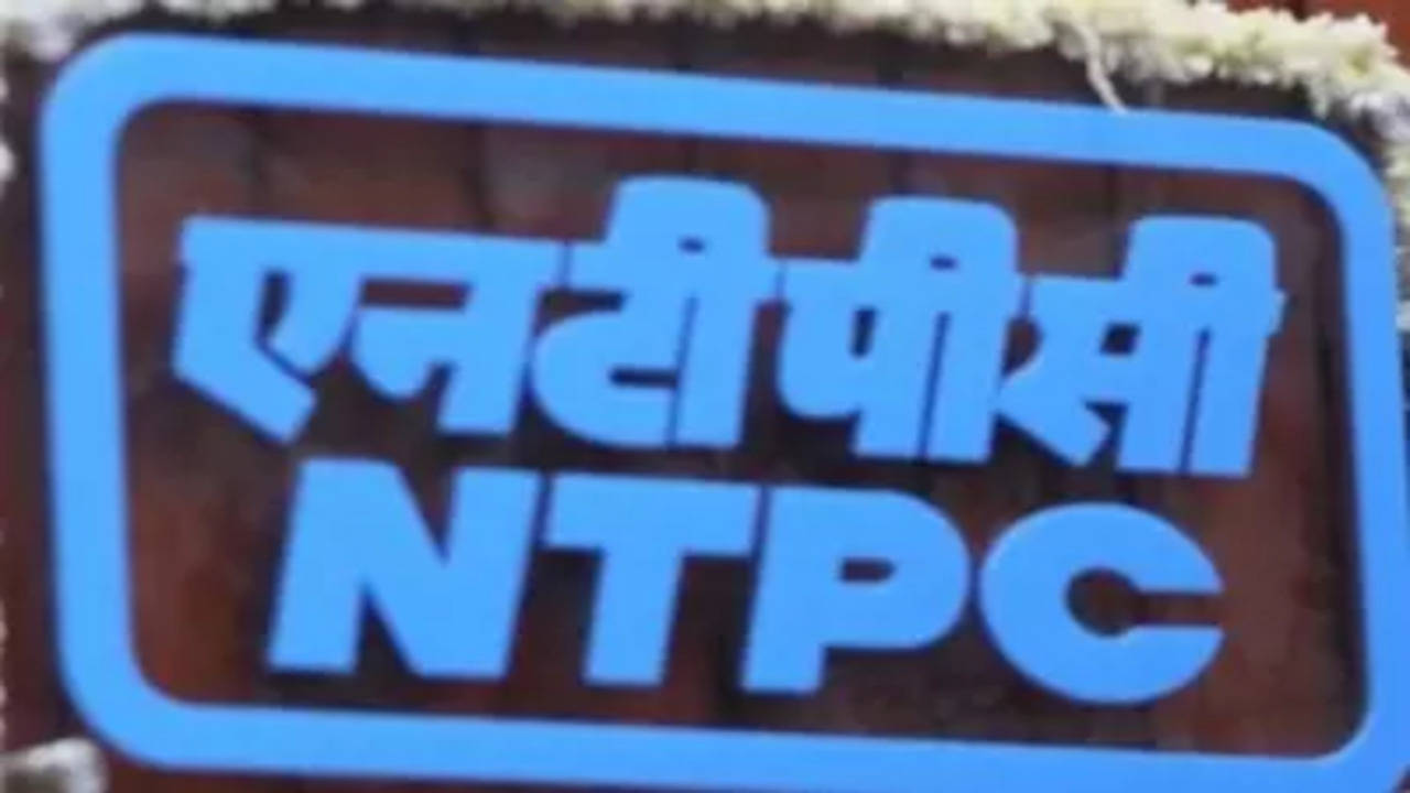 Petronas: 'Malaysia's Petronas offers $460 million for stake in India's  NTPC's green arm' - Times of India