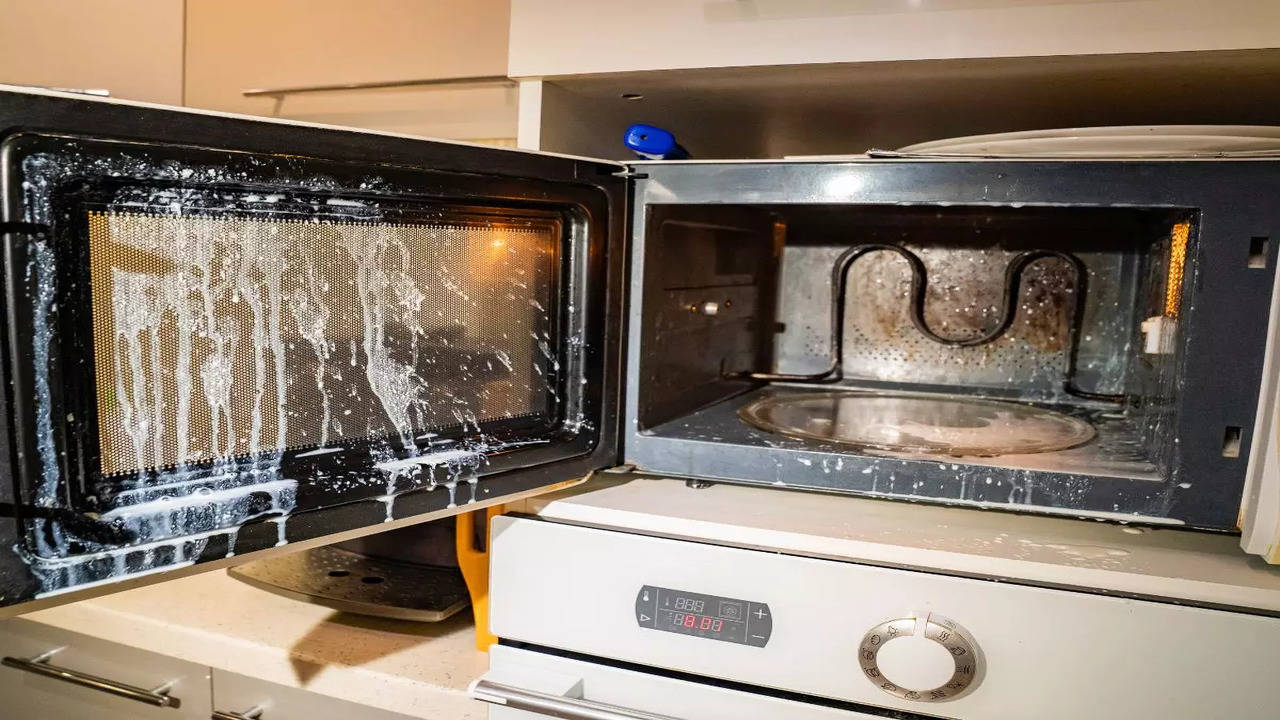 Why Do Eggs Explode in the Microwave?