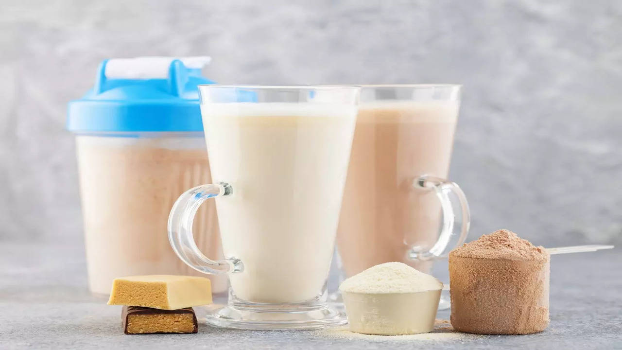 How To MIX Protein Shake NO LUMPS 