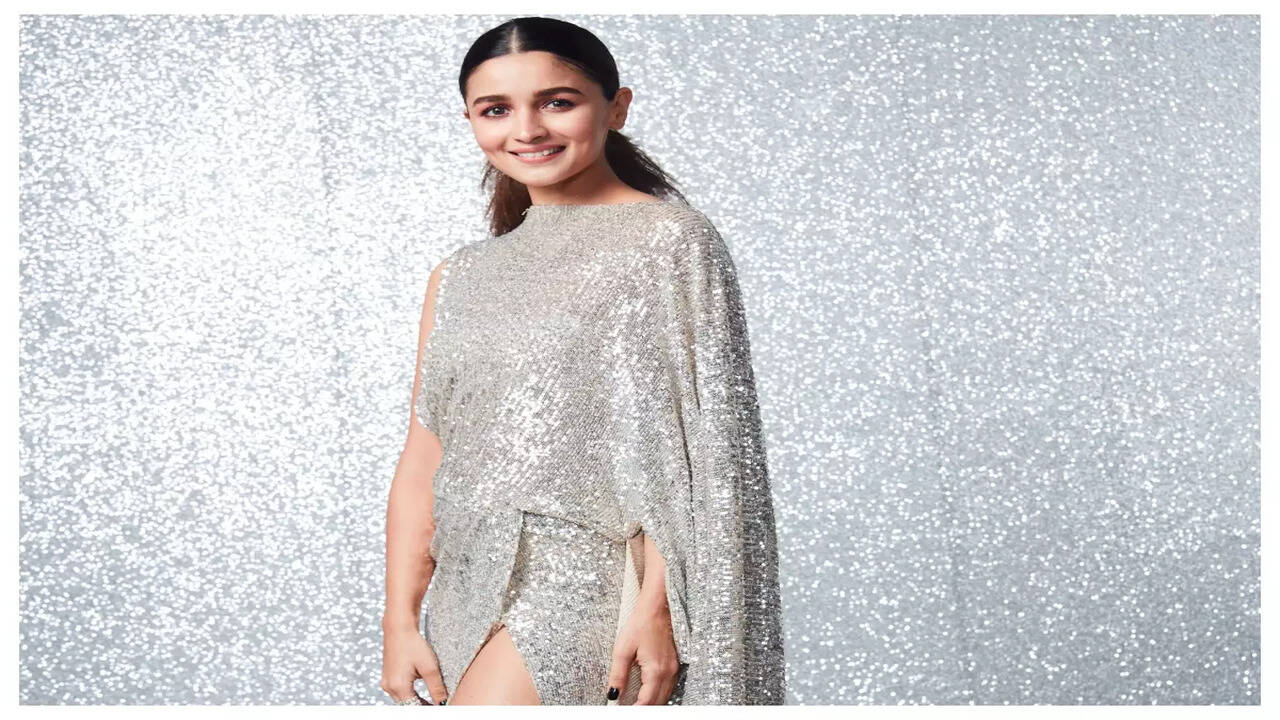 Alia Bhatt to mark her Met Gala debut after Priyanka Chopra and Deepika  Padukone; all you need to know about her custom look | Hindi Movie News -  Times of India