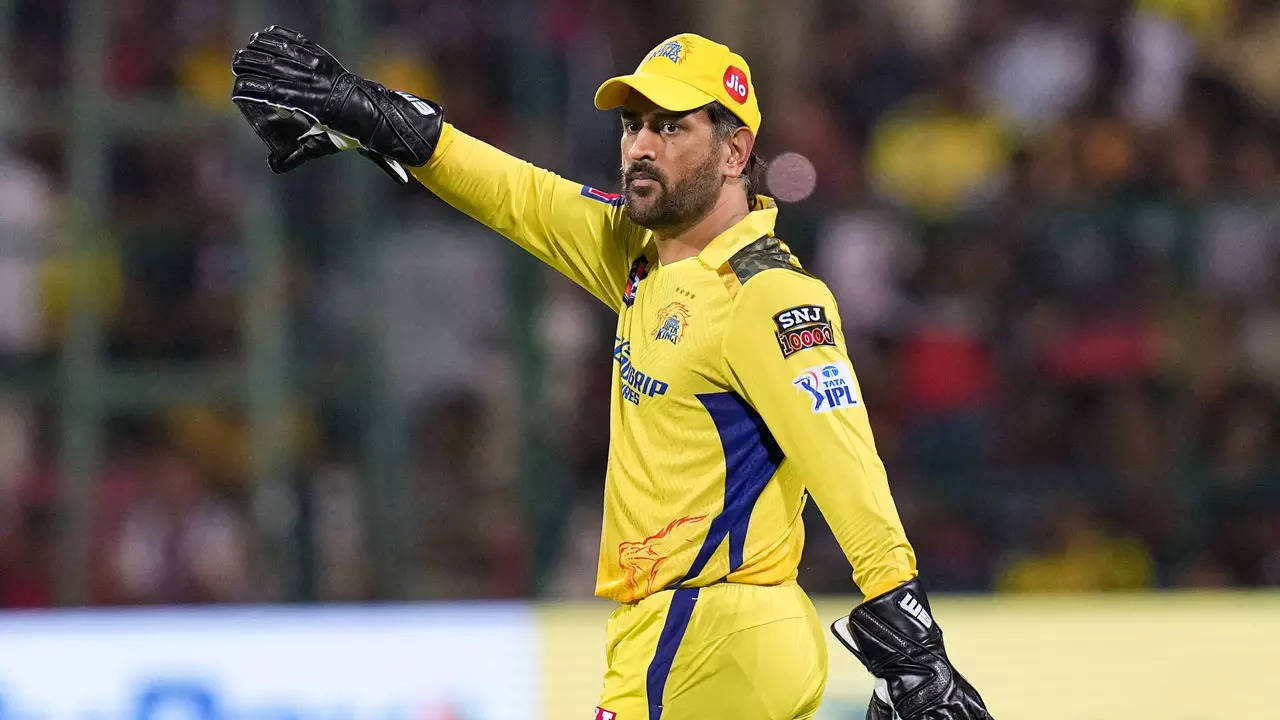 IPL 2023: How MS Dhoni the captain is keeping Chennai Super Kings alive |  Cricket News - Times of India