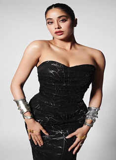 Janhvi Kapoor oozes oomph in black off-shoulder gown