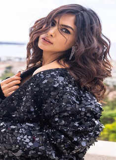 Mrunal Thakur's stylish looks