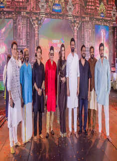 ​Prabhas & Kriti Sanon unveil the final trailer of Adipurush at a grand event in Tirupati